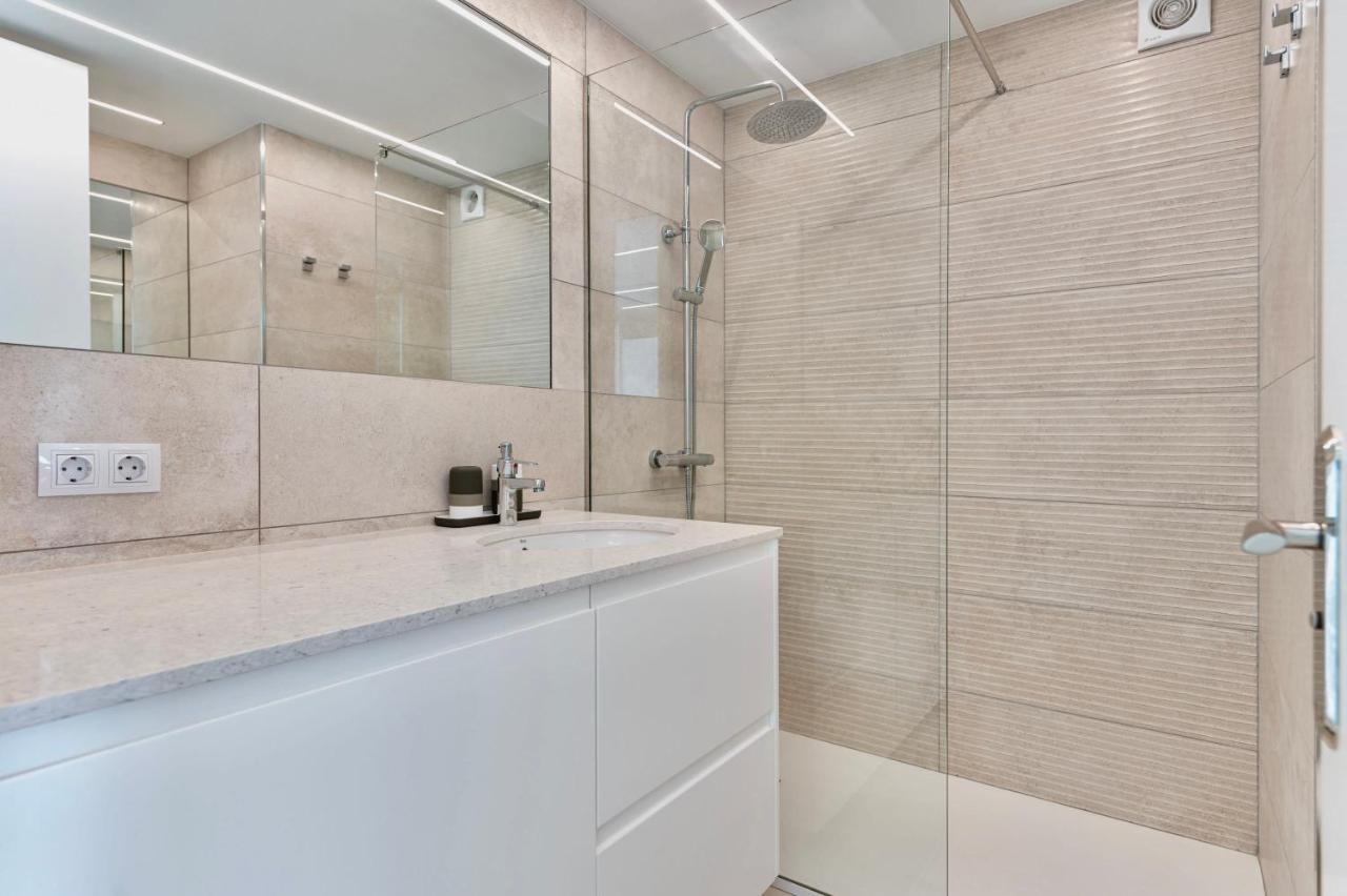 Brand New - Ocean Views - Sunset Facing Apartment ปาตาลาวากา ภายนอก รูปภาพ