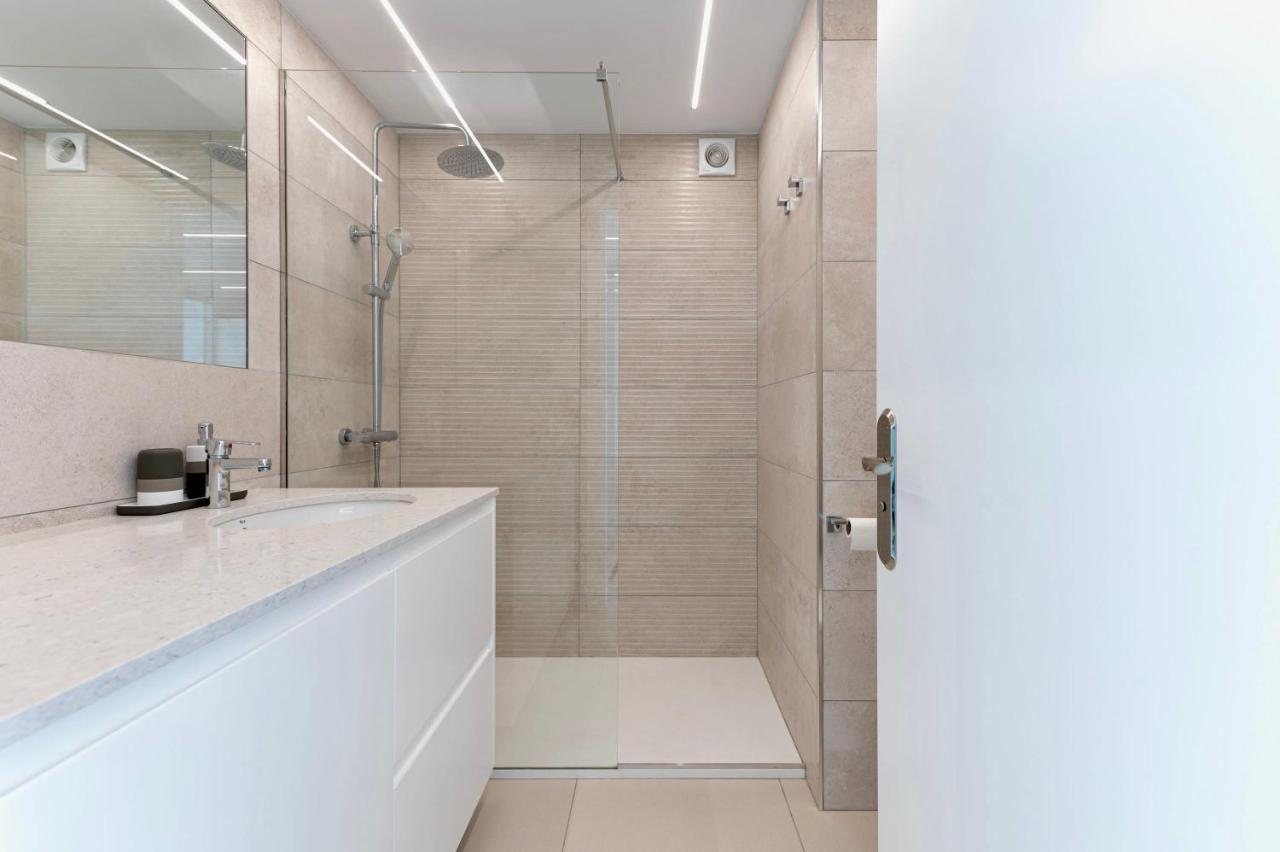 Brand New - Ocean Views - Sunset Facing Apartment ปาตาลาวากา ภายนอก รูปภาพ